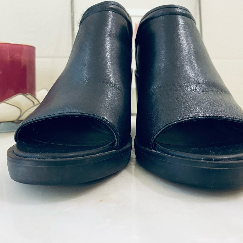 🎉HP🎉 EUC Camper wedges - Picture 14 of 15